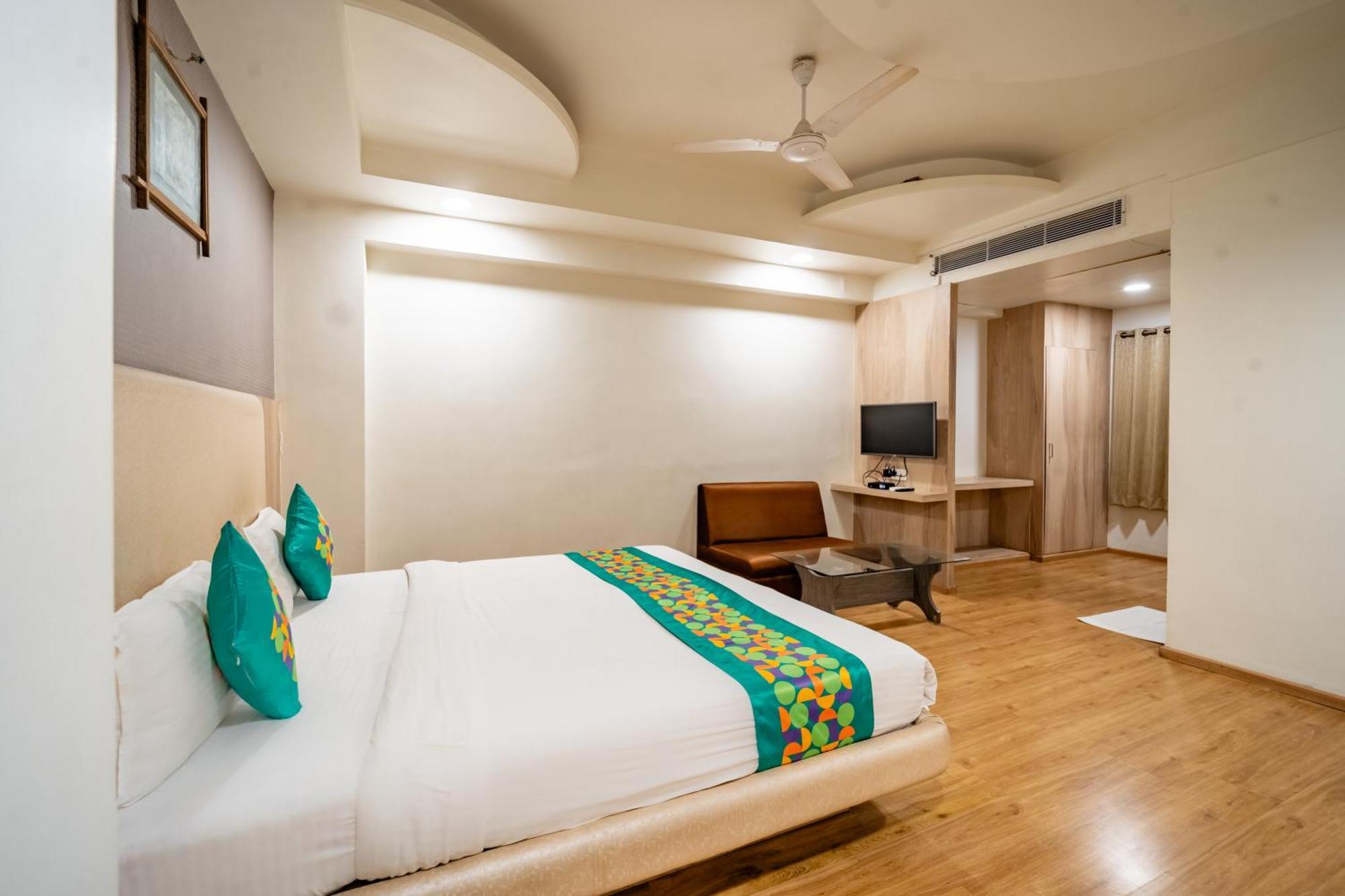 Treebo Kamal Regency Hotel Bhopal Exterior photo